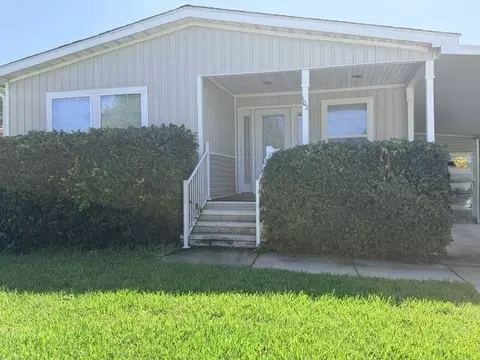 102 Summer Cir, Port Orange, FL 32129