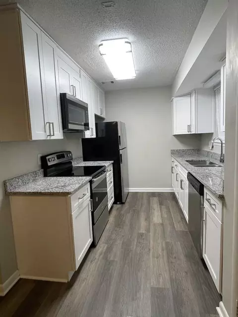 8241 Glenwoods Dr #8241, Riverdale, GA 30274