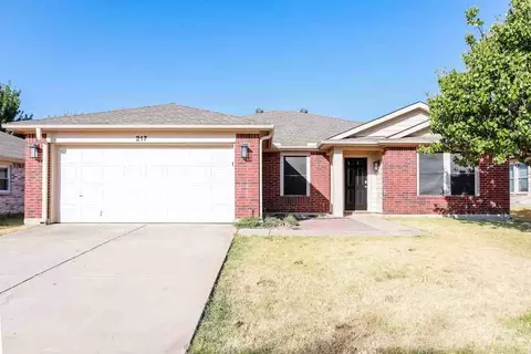 217 Hilltop Dr, Justin, TX 76247