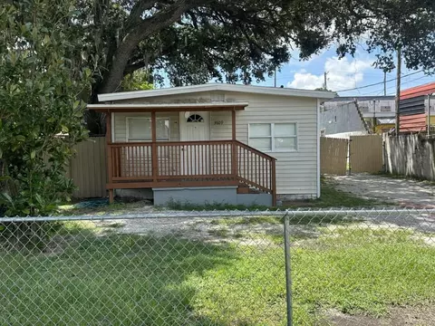 3609 E Mohawk Ave, Tampa, FL 33610