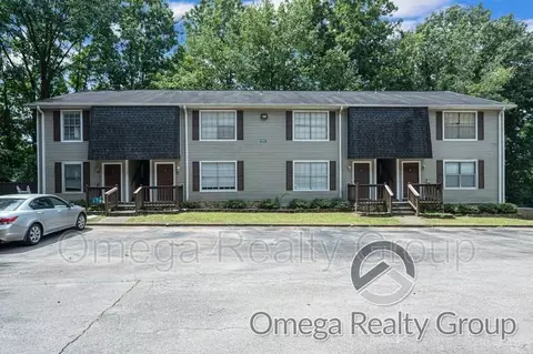 1936 2nd St NE #2, Center Point, AL 35215