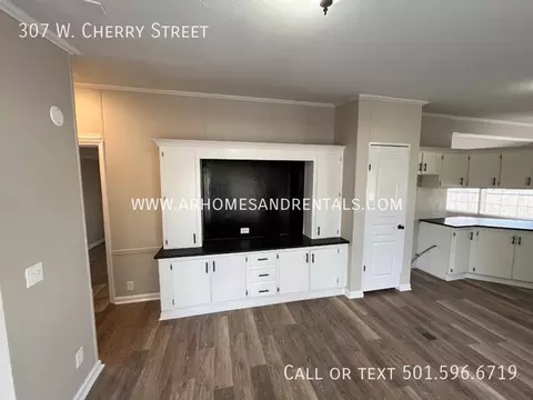 307 W Cherry St, Cabot, AR 72023 photo 3