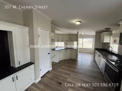 307 W Cherry St, Cabot, AR 72023 photo 4