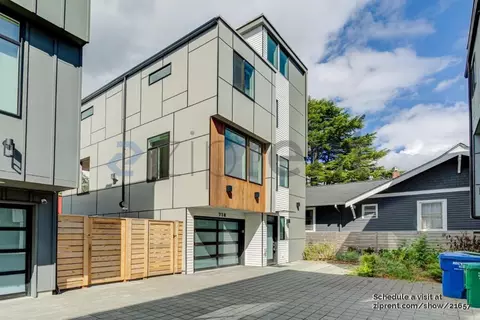 718 N 49th St, Seattle, WA 98103