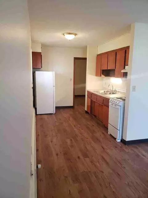 1634 Eustis St #03, Lauderdale, MN 55108