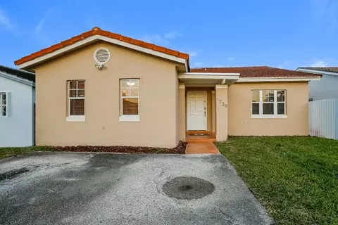 1739 SW 138th Ave, Miami, FL 33175