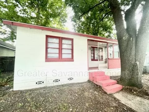 1312 Love St, Savannah, GA 31415