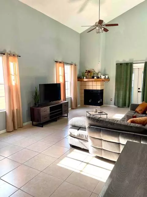 5423 Andover Dr, Orlando, FL 32812