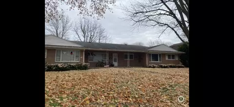 706 N Locust St #706, Pontiac, IL 61764