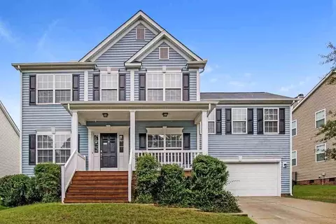 3417 Serendipity Dr, Raleigh, NC 27616