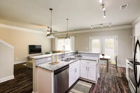 64 Madaline Ln, Dawsonville, GA 30534
