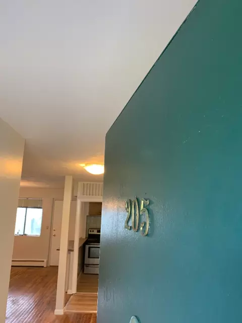 77 Pitman St #205, Providence, RI 02906