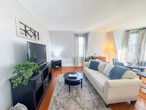 39 Cypress St #2, Brookline, MA 02445