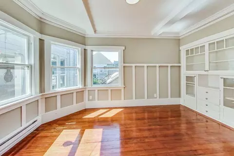 675 11th St #04, Oakland, CA 94607