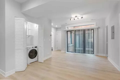 1558 W Juneway Ter #1T, Chicago, IL 60626
