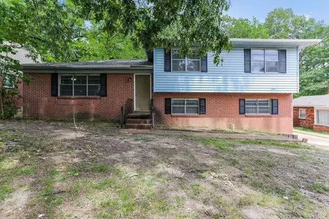 3259 Powers Rd, Memphis, TN 38128