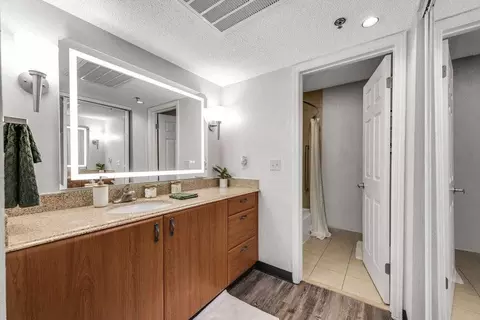 8503 N Tryon St, Charlotte, NC 28262