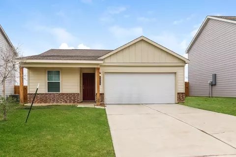 5573 Fox Bluff Dr, Bryan, TX 77807