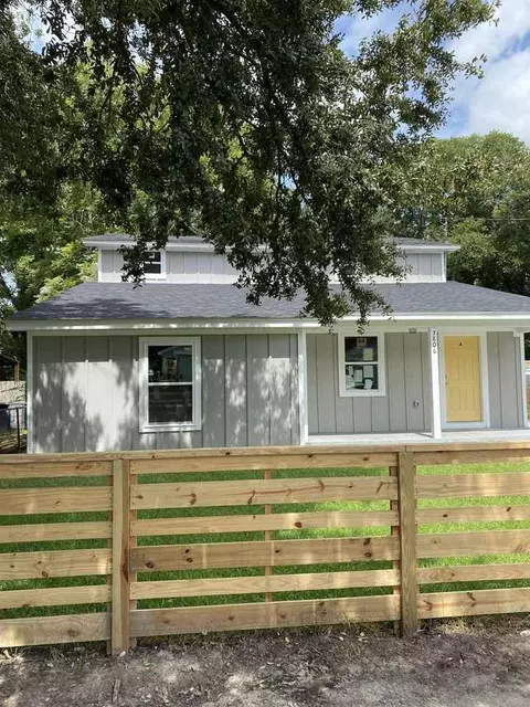 5806 Sledge St Pt #A, Hanahan, SC 29410