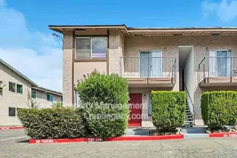 2318 Church Ave #12, Sacramento, CA 95821