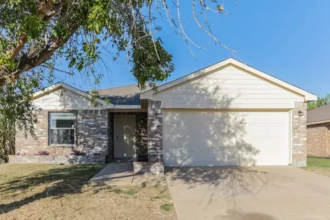 539 Burleson St, Cedar Hill, TX 75104