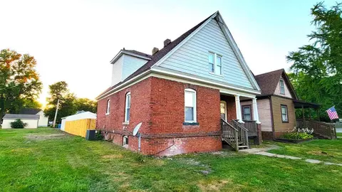 1925 S 8th St, Springfield, IL 62703 photo 5