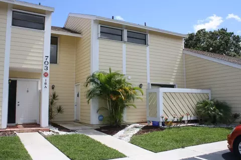 703 Stonewood Ct #16B, Jupiter, FL 33458