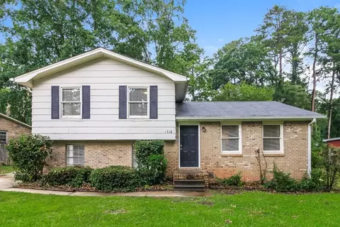 6183 Fieldcrest Dr, Morrow, GA 30260