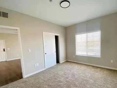 N St, Fresno, CA 93650