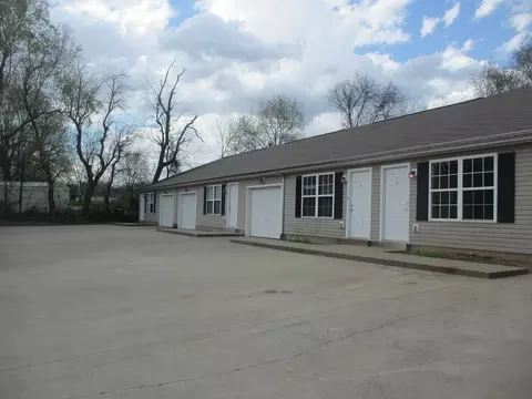 9065 2a Pembroke Oak Grove Rd #2A, Oak Grove, KY 42262