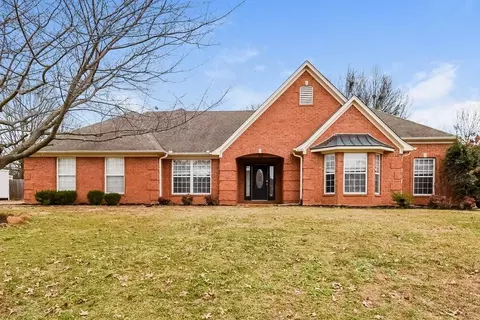 4480 Glenchase Dr, Bartlett, TN 38135