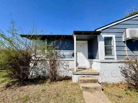 2915 Easton St #A, Tulsa, OK 74110