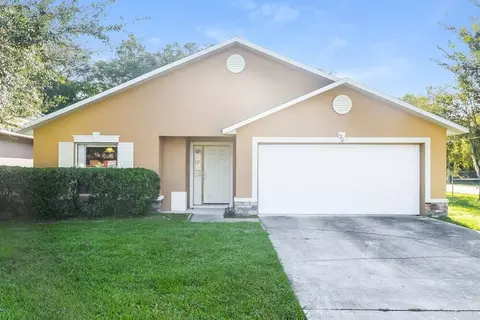 120 Stephen Ave, Oviedo, FL 32765