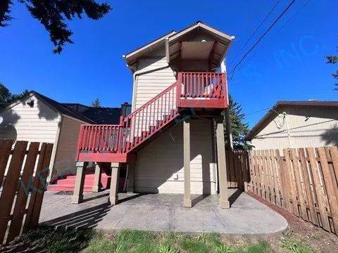 14530 SE Main St, Portland, OR 97233