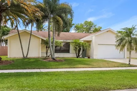9526 Newport Rd, Boca Raton, FL 33434