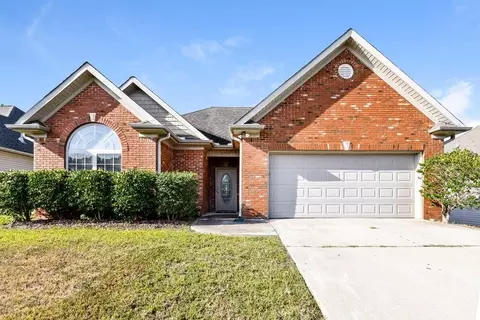 600 Waterford Ln, Calera, AL 35040