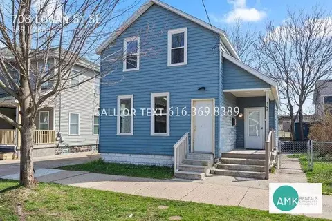 708 Logan St SE, Grand Rapids, MI 49503