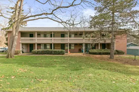 5890 Marsh Rd, Haslett, MI 48840