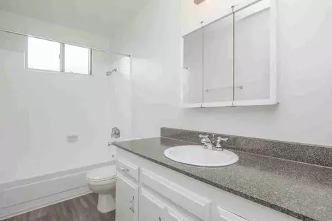14300 Newport Ave, Tustin, CA 92780