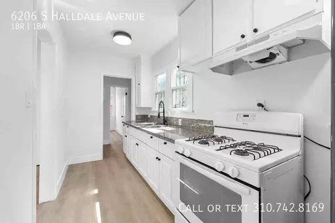 6206 S Halldale Ave, Los Angeles, CA 90047