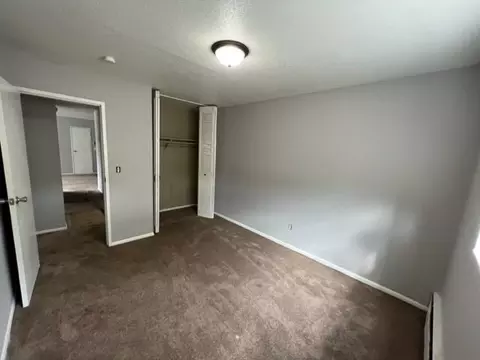 179 Charles St NE #6, Fridley, MN 55432