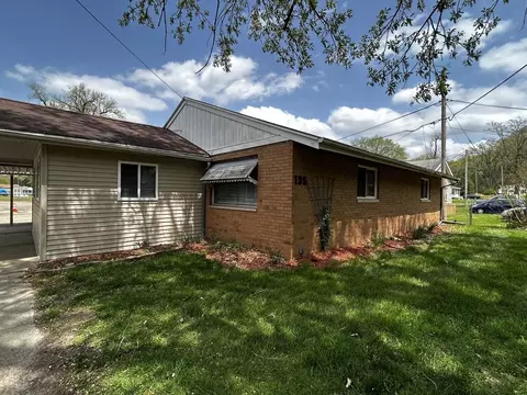 135 Shadoway Dr #D, East Peoria, IL 61611