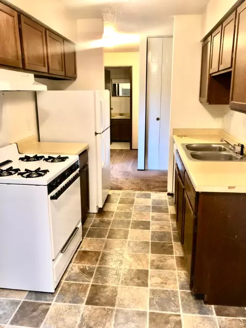 3000 Cliff Rd E, Burnsville, MN 55337