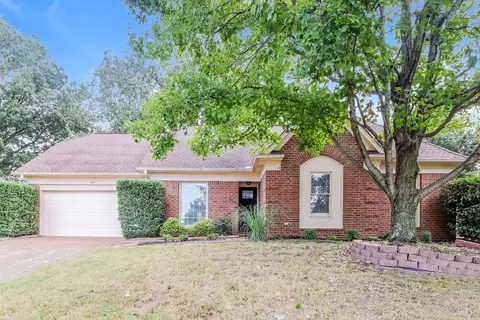 1470 Cider House Ln, Cordova, TN 38016