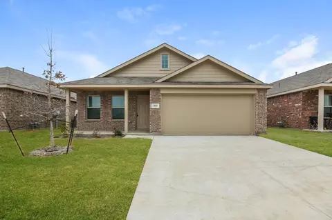 903 Lady Bird St, Ennis, TX 75119
