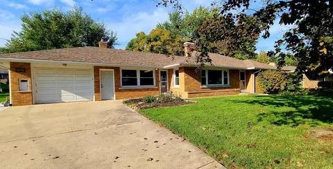 495 W River St, Bourbonnais, IL 60914