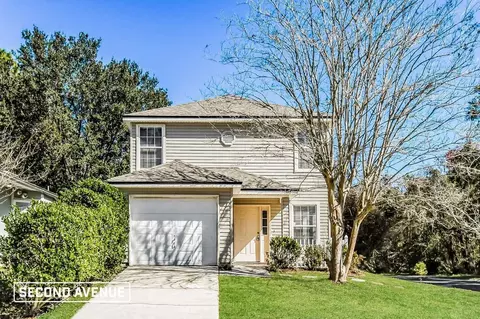 1397 Ellis Trace Dr W, Jacksonville, FL 32205