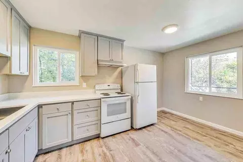 28537 E 13th St #D, Hayward, CA 94544