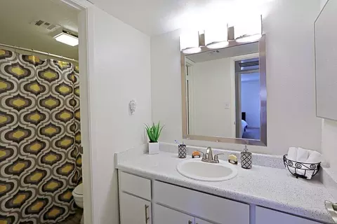 10030 N 43rd Ave, Glendale, AZ 85302