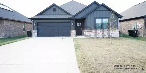 631 W Gould St, Pilot Point, TX 76258
